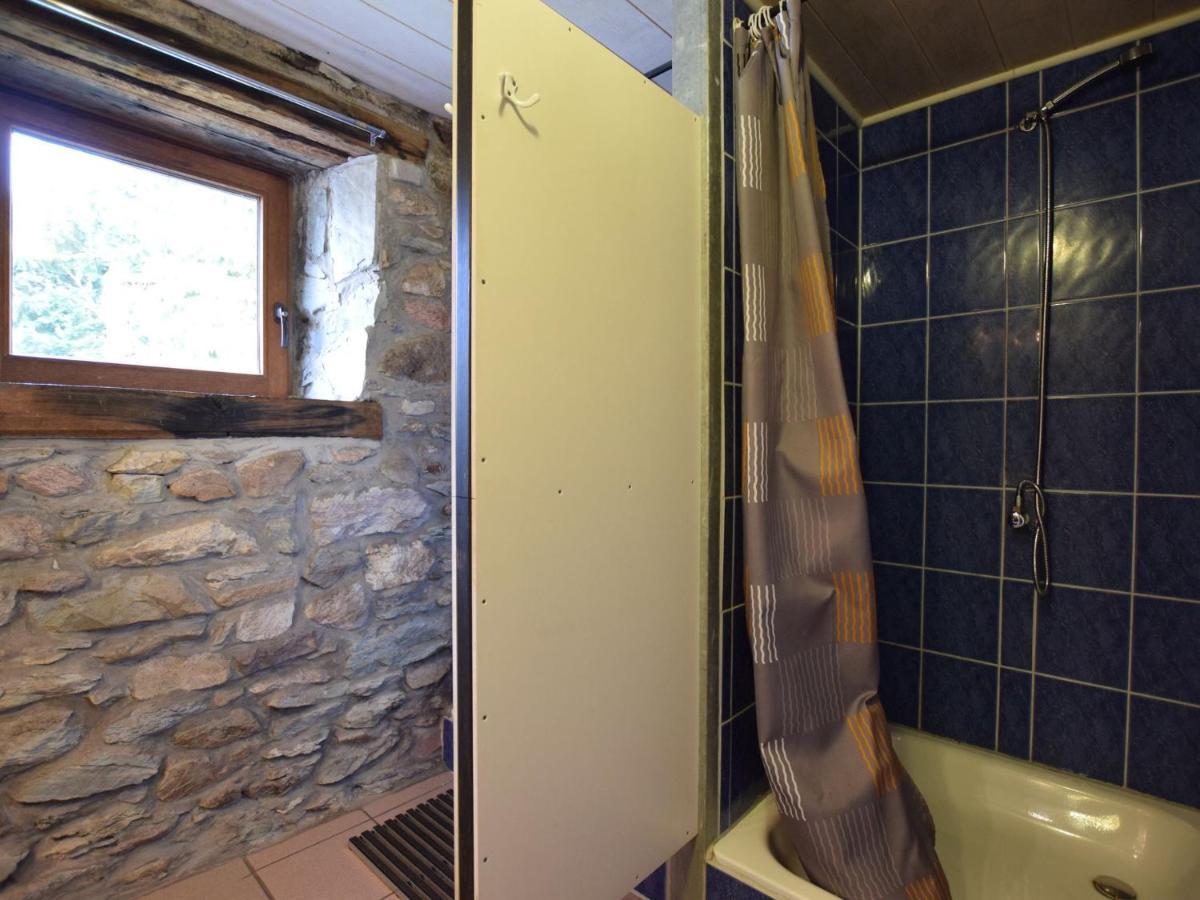 Quaint Cottage In Petite Langlire With Bubble Bath Exterior photo