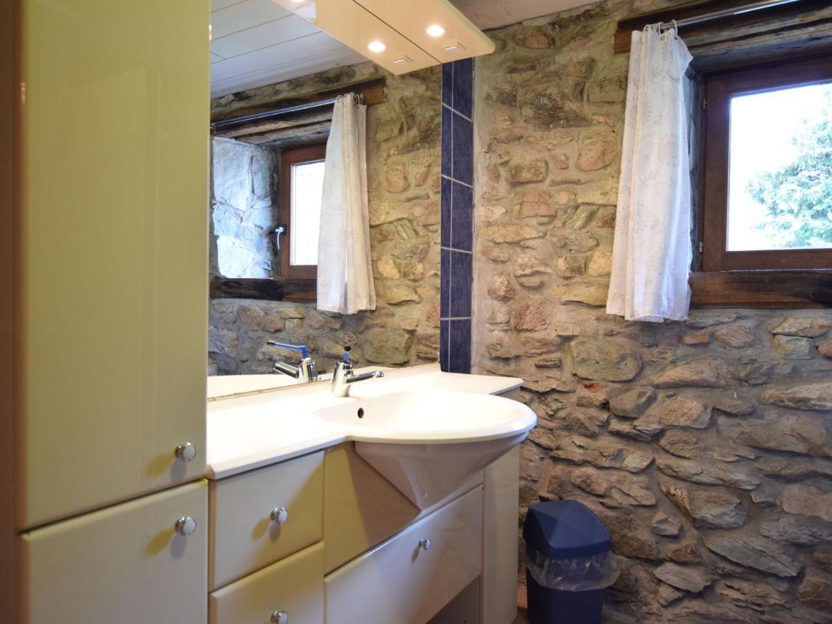 Quaint Cottage In Petite Langlire With Bubble Bath Exterior photo